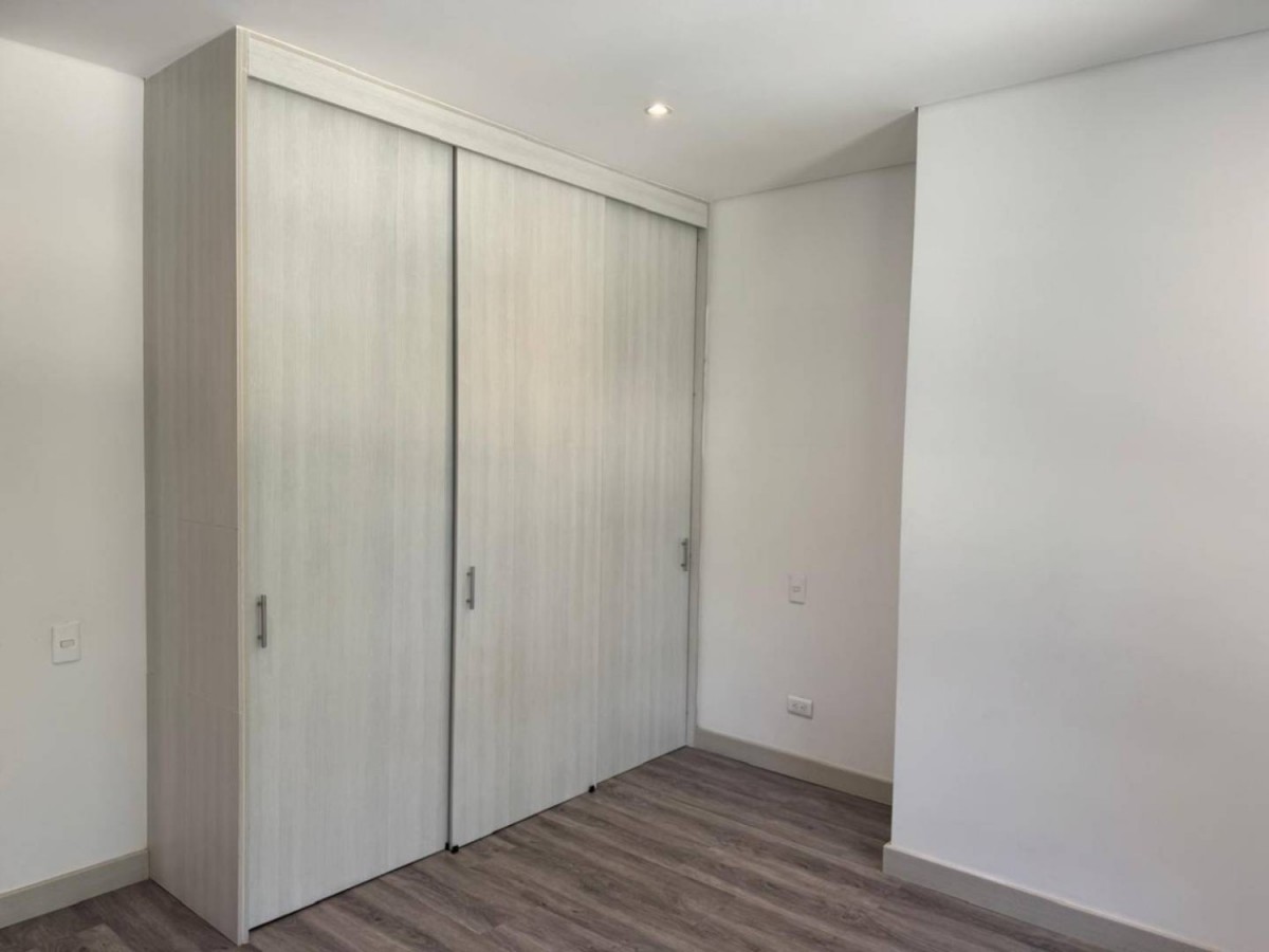 Apartamento en arriendo en El Poblado, Medellín · foto 13 de 21