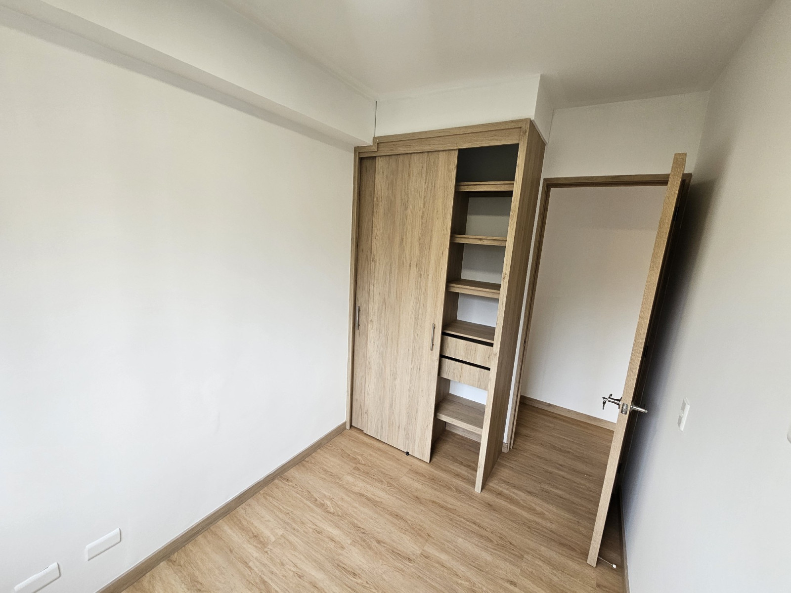Apartamento en arriendo en Potrerito, Bello · foto 8 de 16
