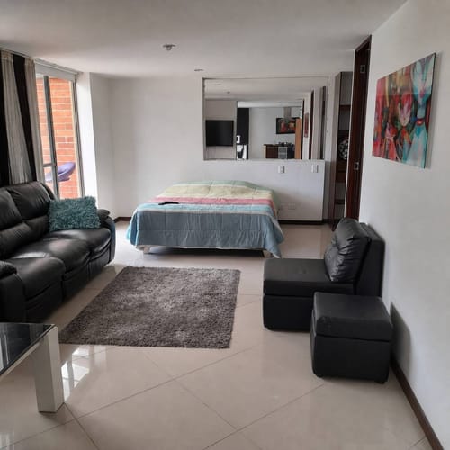 Apartamento de 1 alcoba en venta en El Poblado, Medellín, 101 m² · foto 8 de 21
