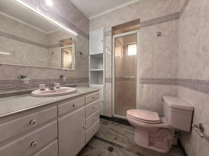 Apartamento en venta en Villa Nueva, Medellín · foto 3 de 14