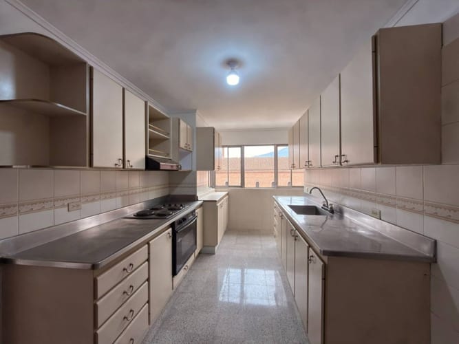 Apartamento en venta en Villa Nueva, Medellín · foto 4 de 14