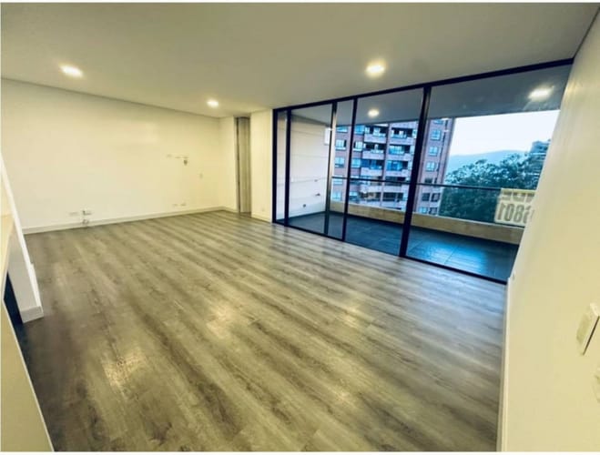 Apartamento de 2 alcobas en venta en Los Balsos, Medellín, 88 m² · foto 4 de 8