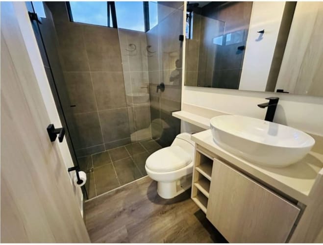 Apartamento de 2 alcobas en venta en Los Balsos, Medellín, 88 m² · foto 7 de 8