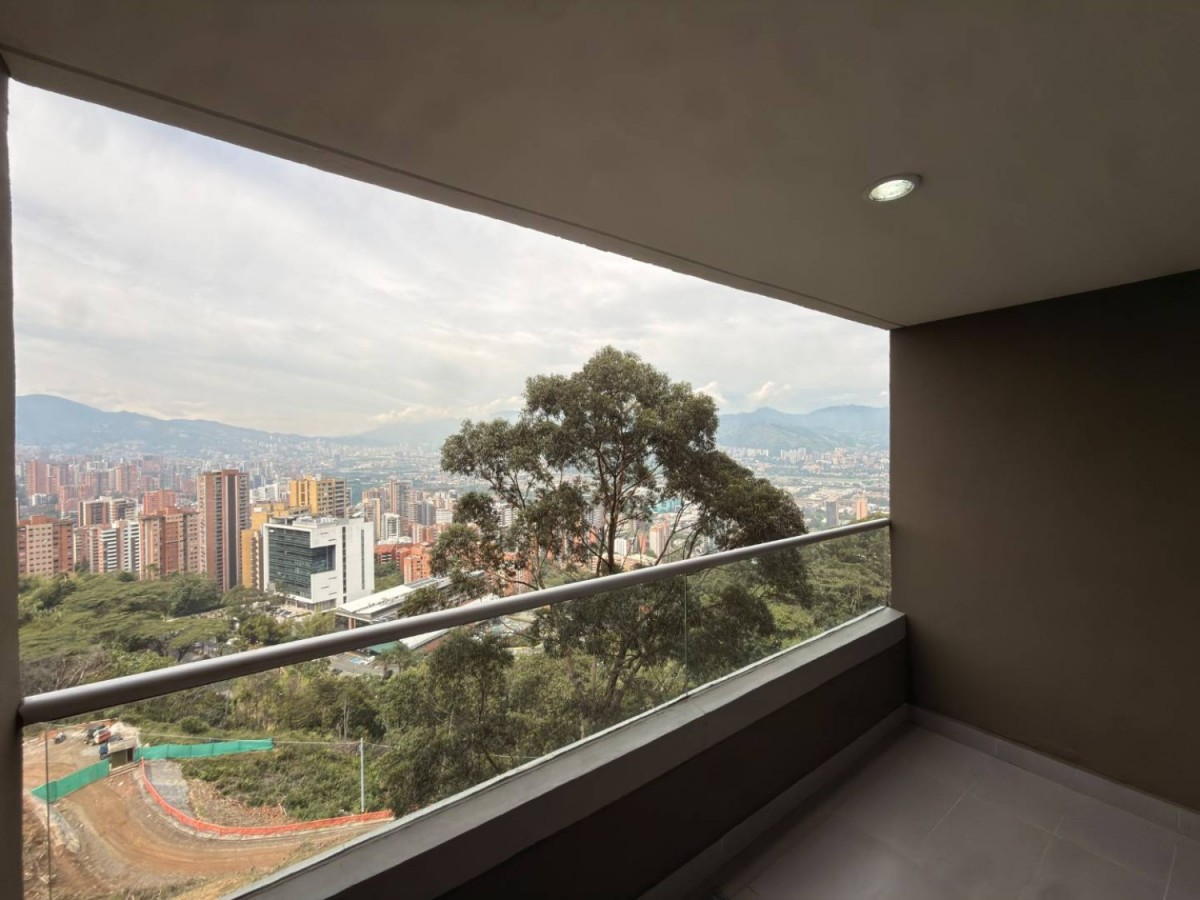 Apartamento en venta en Vía Las Palmas, Medellín · foto 2 de 16