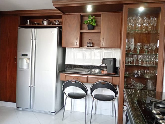 Apartamento en venta en El Poblado, Medellín · foto 6 de 24