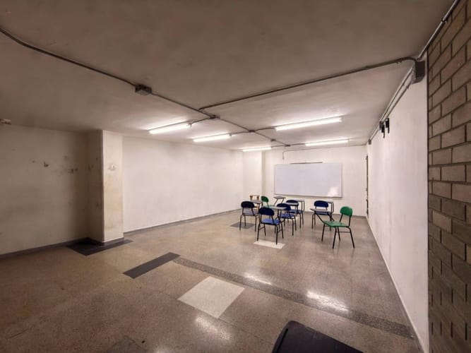 Edificio en venta en Prado, Medellín, 2425 m² · foto 4 de 16