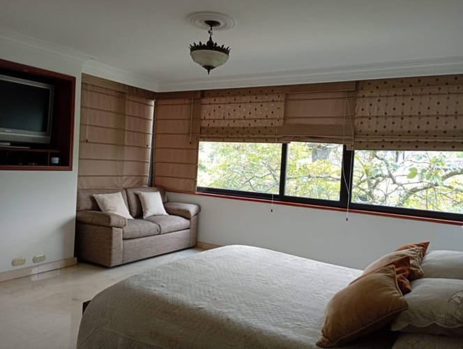 Apartamento en venta en El Poblado, Medellín · foto 16 de 24