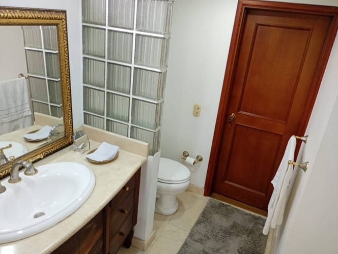Apartamento en venta en El Poblado, Medellín · foto 21 de 24