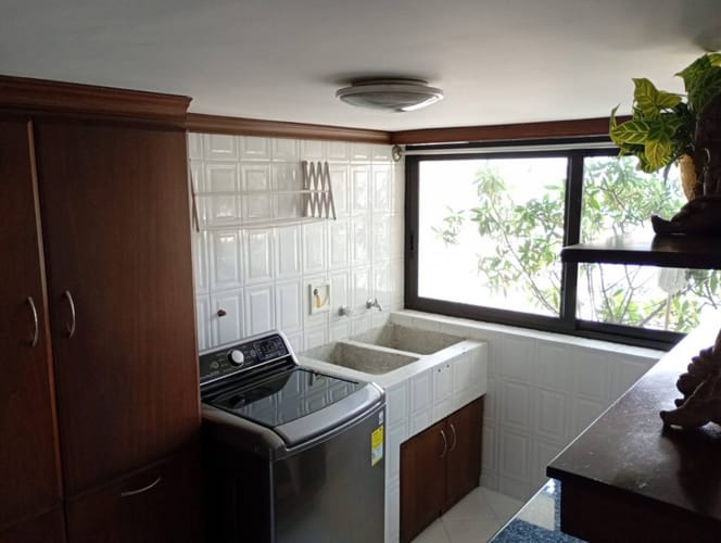 Apartamento en venta en El Poblado, Medellín · foto 23 de 24