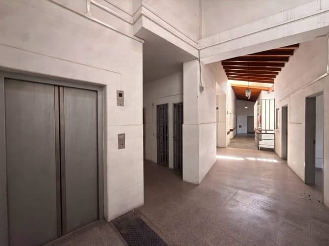 Edificio en venta en Prado, Medellín, 2425 m² · foto 14 de 16