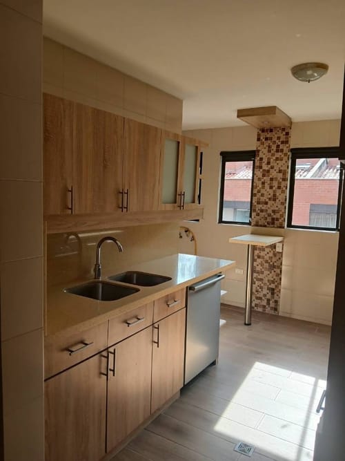 Casa de 3 alcobas en venta en El Poblado, Medellín, 217 m² · foto 8 de 24