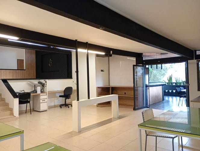 Oficina en venta en El Diamante No. 2, Medellín, 280 m² · foto 8 de 24
