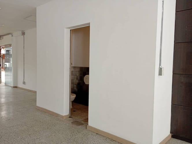 Local en venta en Viviendas Del Sur, Itagüí, 140 m² · foto 11 de 19