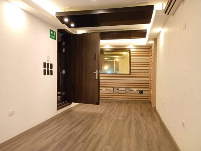 Oficina en venta en El Diamante No. 2, Medellín, 280 m² · foto 18 de 24