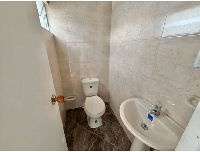 Casa de 8 alcobas en venta en Laureles, Medellín, 331 m² · foto 20 de 24