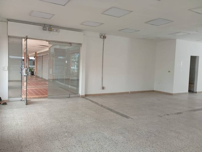 Local en venta en Viviendas Del Sur, Itagüí, 140 m² · foto 17 de 19