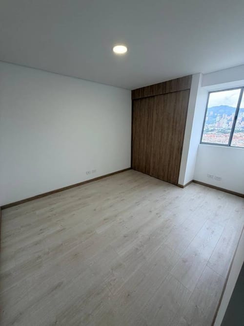 Apartamento en venta en Centro, Itagüí · foto 7 de 11