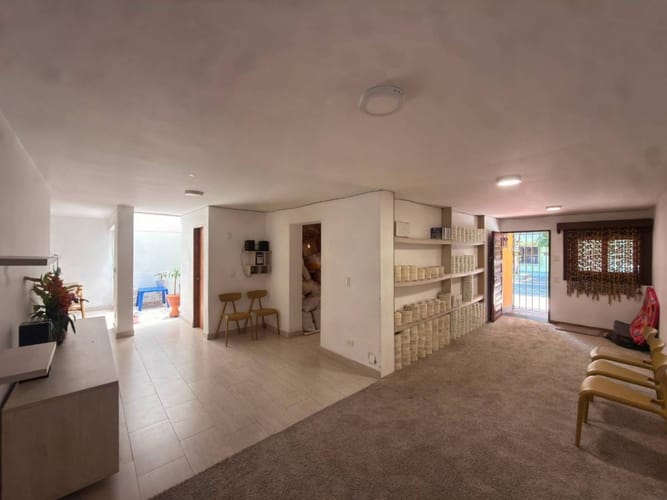 Casa de 3 alcobas en venta en Laureles, Medellín, 194 m² · foto 3 de 13