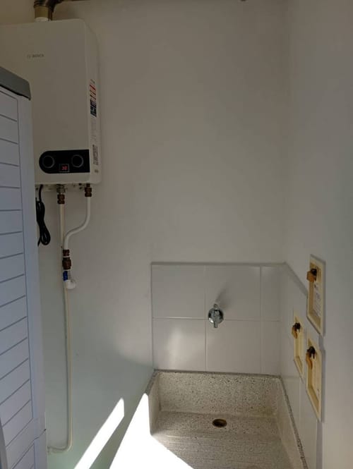 Apartamento de 2 alcobas en venta en El Poblado, Medellín, 94 m² · foto 6 de 24