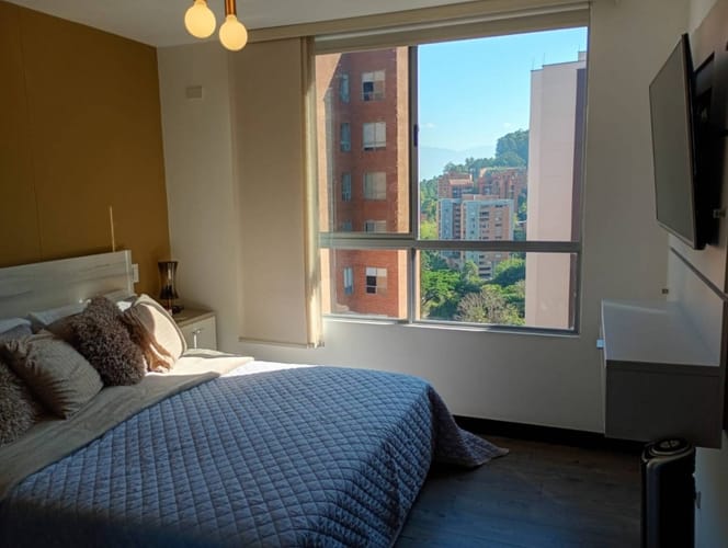 Apartamento de 2 alcobas en venta en El Poblado, Medellín, 94 m² · foto 14 de 24