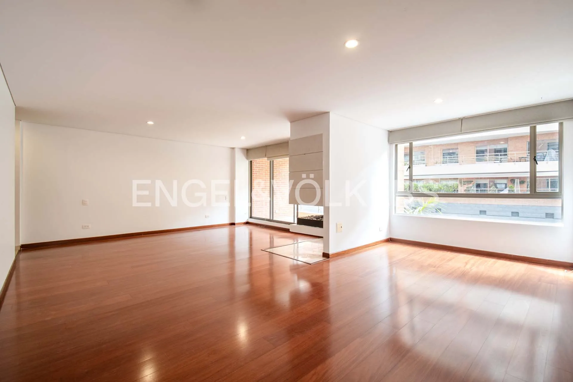 Apartamento en venta en Reserva De La Sierra, Bogotá · foto 2 de 23