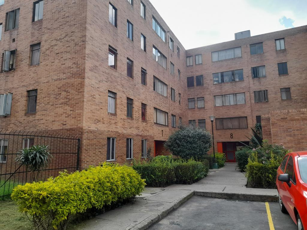 Apartamento en venta en Cerros De Suba, Bogotá · foto 2 de 17