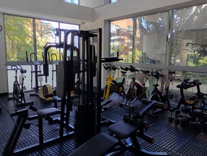 Apartamento de 2 alcobas en venta en El Poblado, Medellín, 94 m² · foto 23 de 24