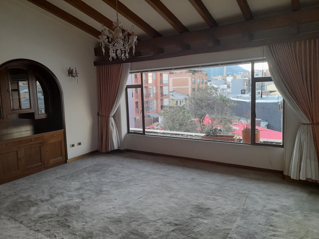 Apartamento en venta en Santa Barbara, Bogotá · foto 4 de 24
