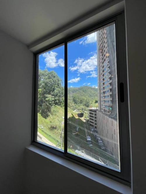 Apartamento de 2 alcobas en venta en Las Lomitas, Sabaneta, 74 m² · foto 18 de 20