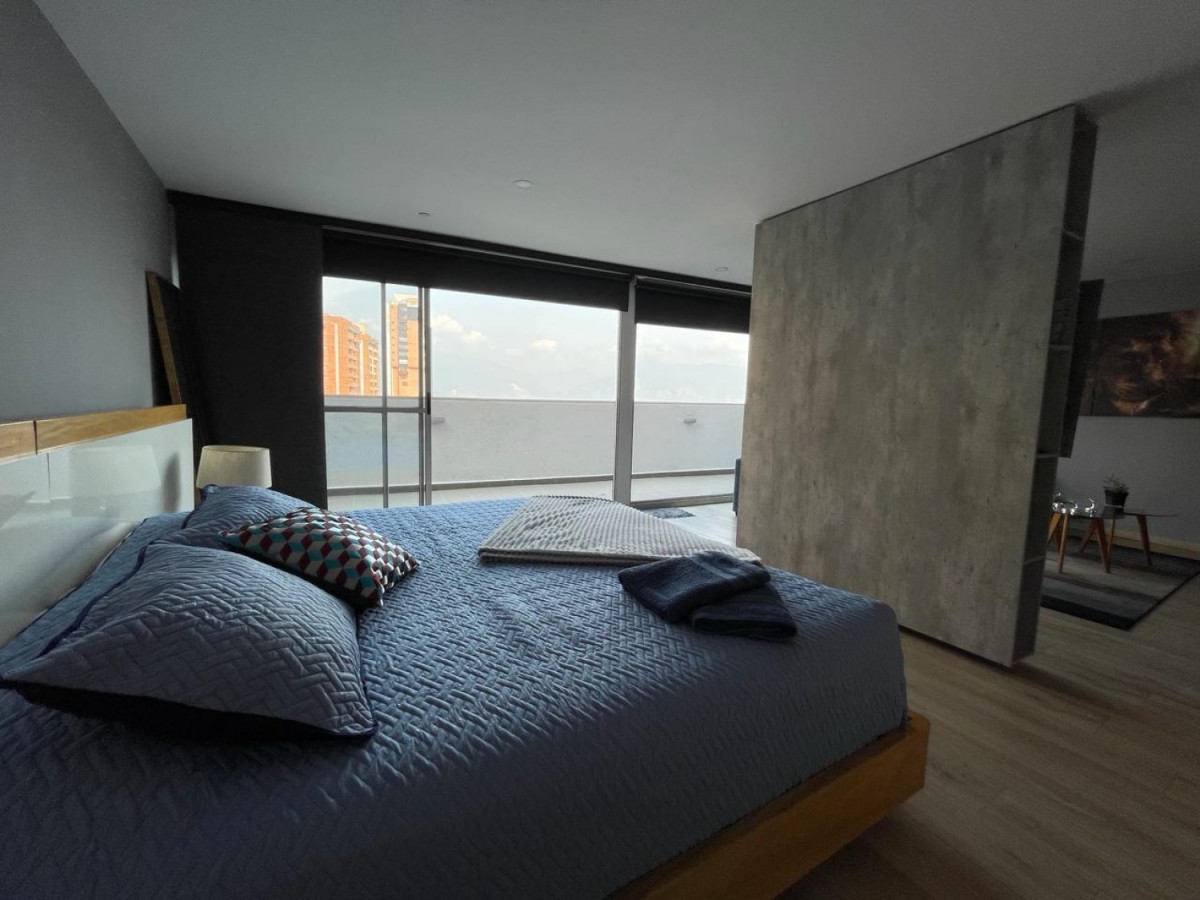 Apartamento en venta en El Poblado, Medellín · foto 4 de 10