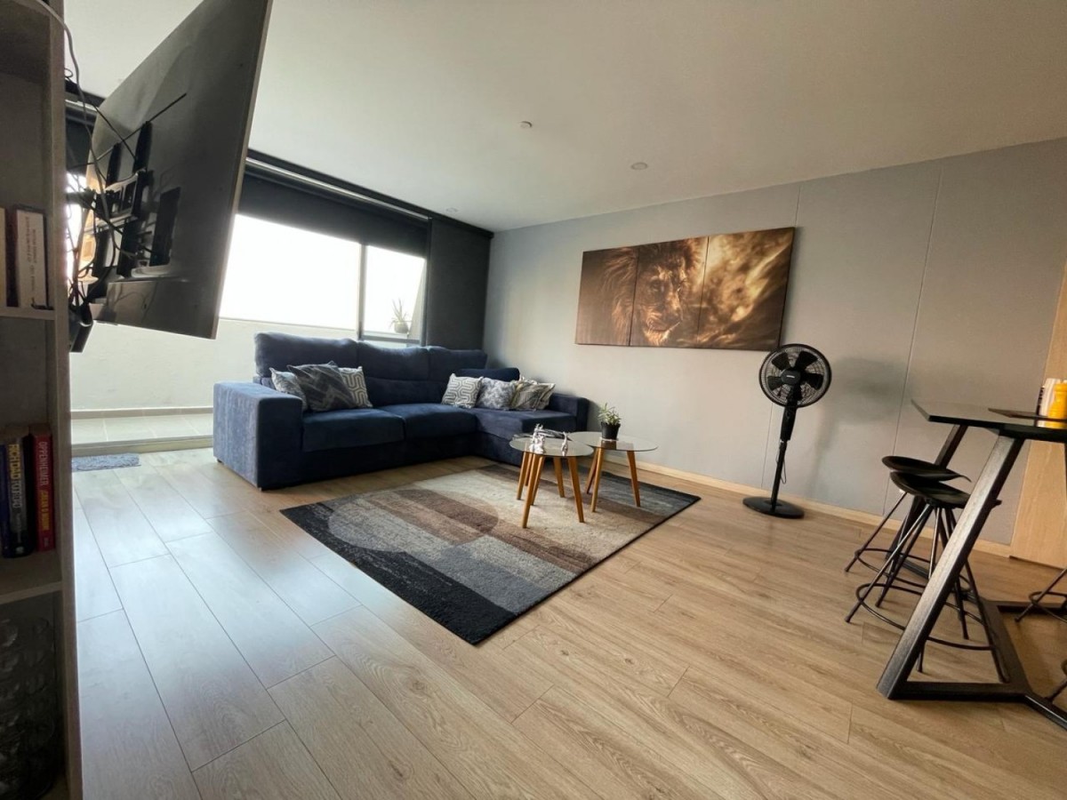 Apartamento en venta en El Poblado, Medellín · foto 5 de 10