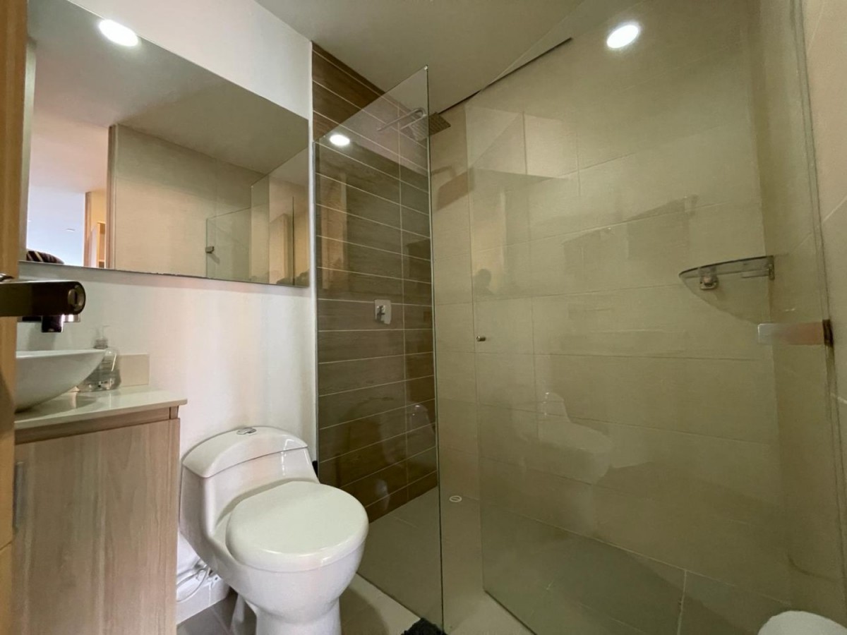 Apartamento en venta en El Poblado, Medellín · foto 8 de 10