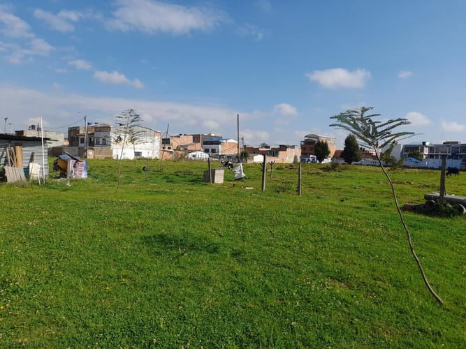 Lote en venta en Echavarria, Madrid, 9840 m² · foto 4 de 24