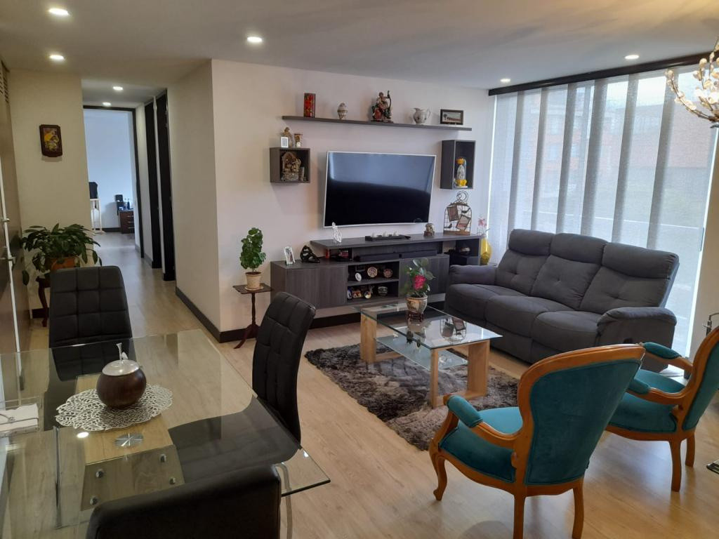 Apartamento en venta en Cedritos, Bogotá · foto 8 de 24