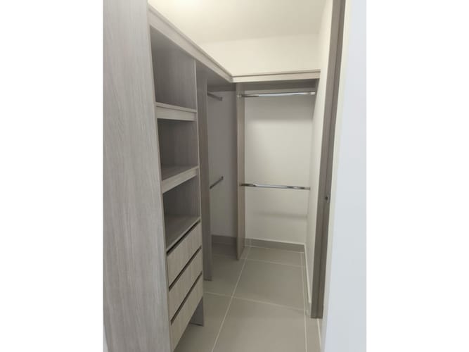 Apartamento en venta en Ub. Altos De Parque, Barranquilla · foto 6 de 7