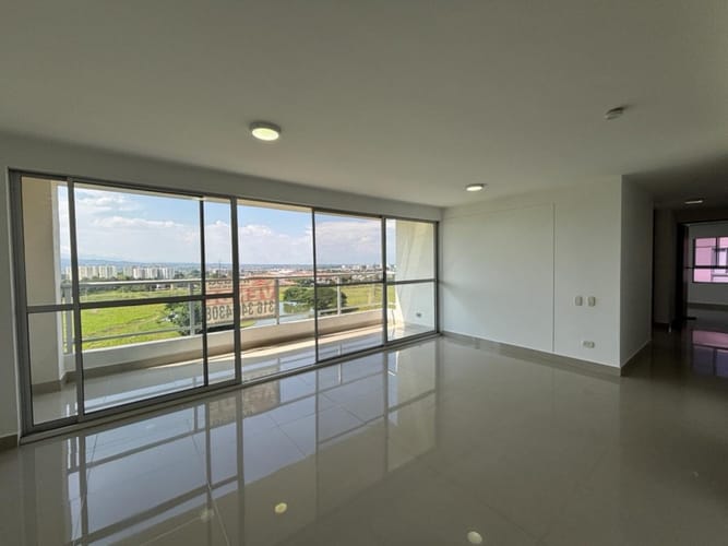 Apartamento de 3 alcobas en venta en Alfaguara, Jamundí, 119 m² · foto 2 de 19