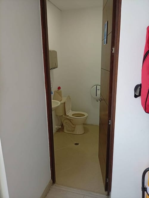 Oficina en arriendo en Patio Bonito, Medellín, 80 m² · foto 6 de 7