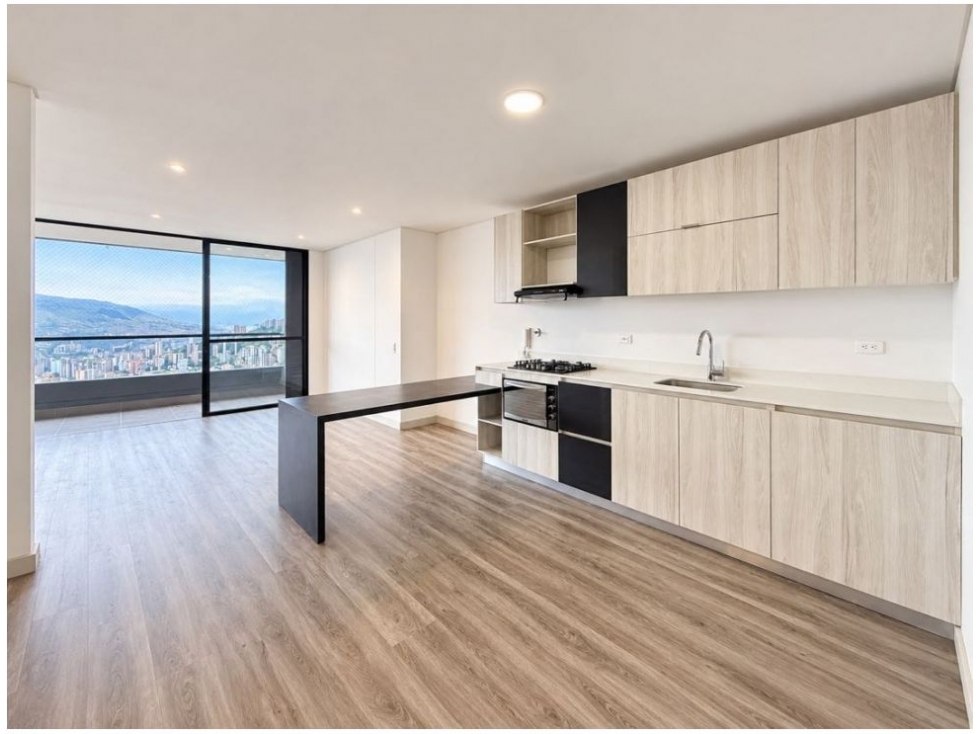Apartamento en venta en Los Balsos, Medellín · foto 2 de 18
