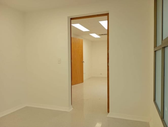 Consultorio en venta en La Candelaria, Medellín, 50 m² · foto 12 de 15