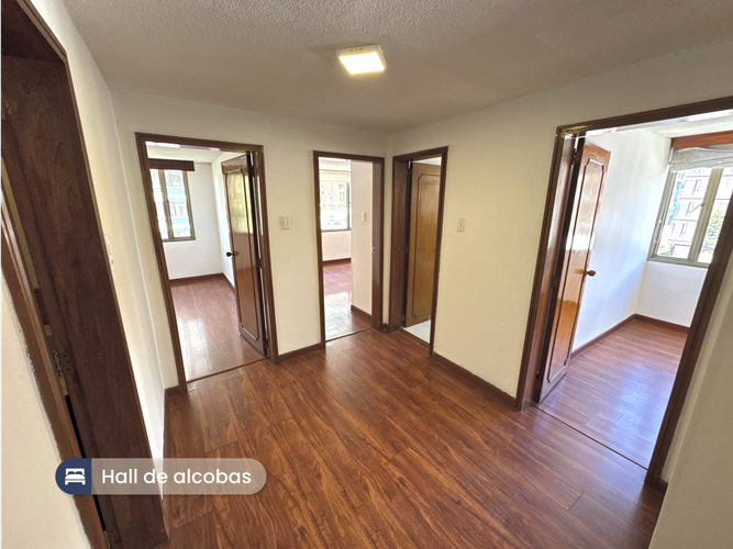 Apartamento en venta en Santa Paula, Bogotá · foto 3 de 23