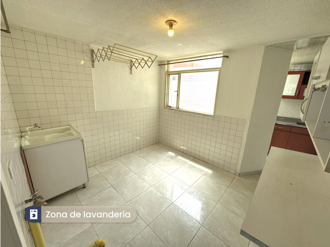 Apartamento en venta en Santa Paula, Bogotá · foto 16 de 23