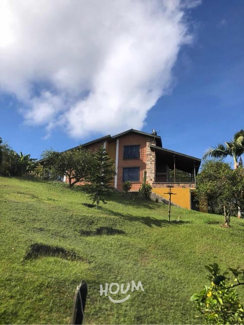Casa de 3 alcobas en venta en Centro, Rionegro, 350 m² · foto 13 de 24