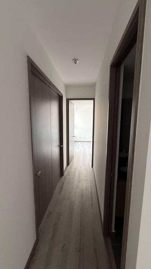 Apartamento de 3 alcobas en arriendo en Loma Del Indio, Medellín, 70 m² · foto 6 de 21