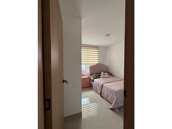 Apartamento de 3 alcobas en venta en Valle Del Lili, Cali, 93 m² · foto 10 de 18