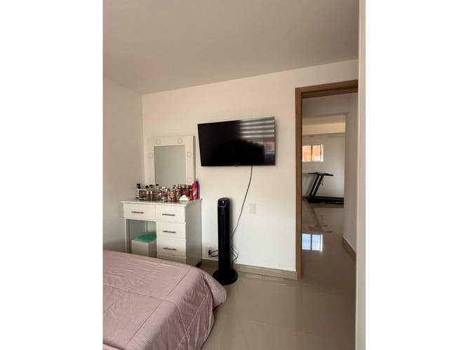 Apartamento de 3 alcobas en venta en Valle Del Lili, Cali, 93 m² · foto 11 de 18