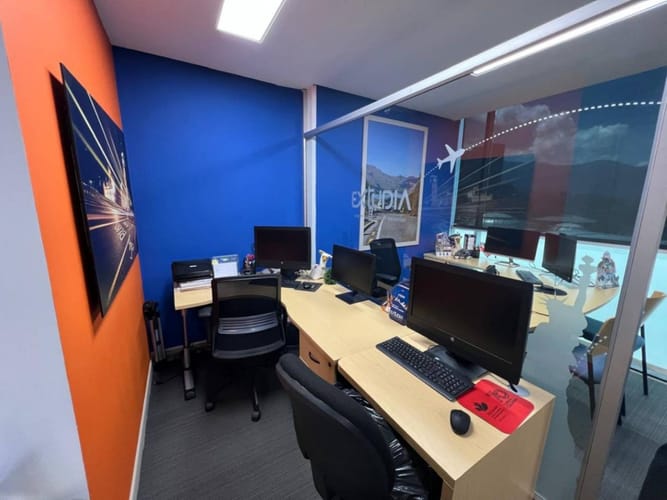 Oficina en arriendo en Los Balsos, Medellín, 47 m² · foto 7 de 16