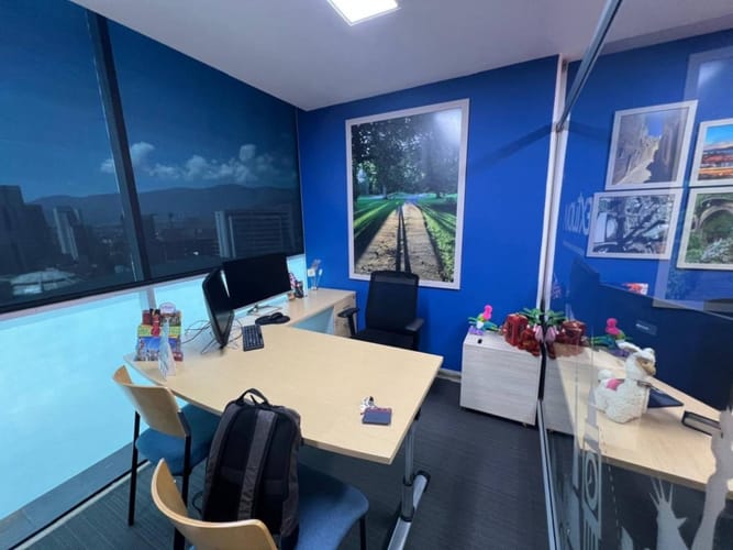 Oficina en arriendo en Los Balsos, Medellín, 47 m² · foto 11 de 16