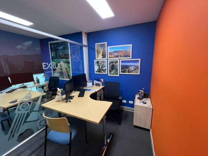 Oficina en arriendo en Los Balsos, Medellín, 47 m² · foto 13 de 16