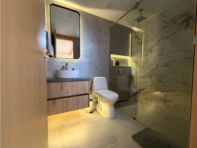 Apartamento de 3 alcobas en venta en Chico Norte, Bogotá, 225 m² · foto 10 de 20