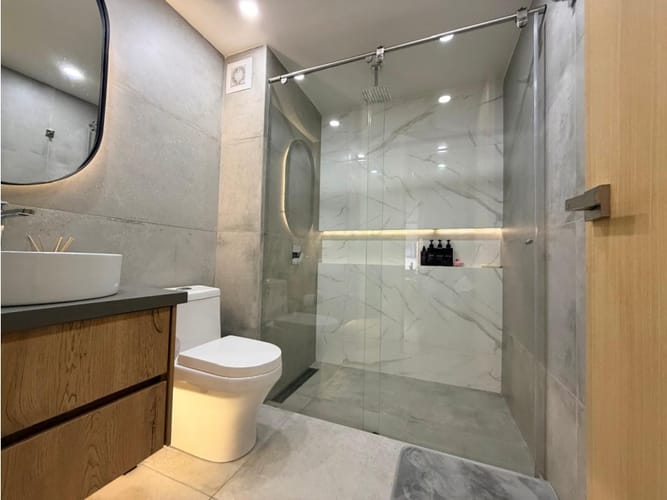 Apartamento de 3 alcobas en venta en Chico Norte, Bogotá, 225 m² · foto 12 de 20